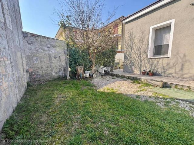 Appartamento in vendita a Ravenna, Reggio Emilia