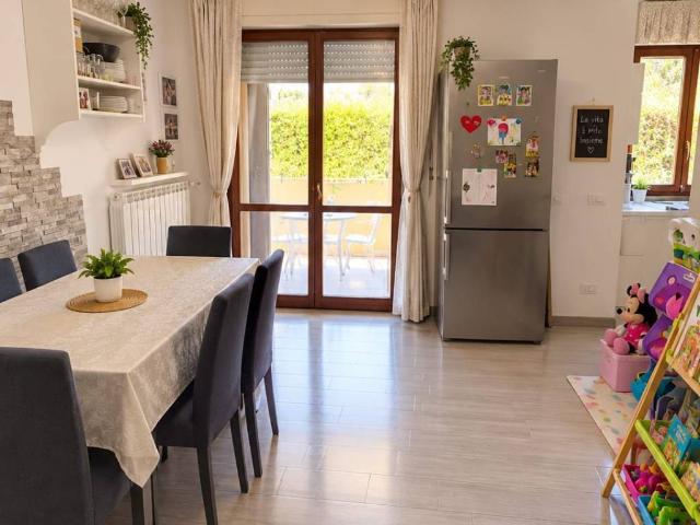 Appartamento in vendita a Ravenna, Reggio Emilia