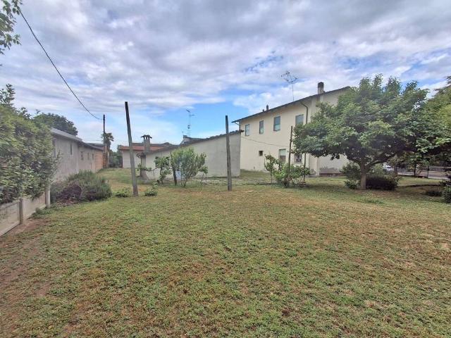 Appartamento in vendita a Conventello, Ravenna