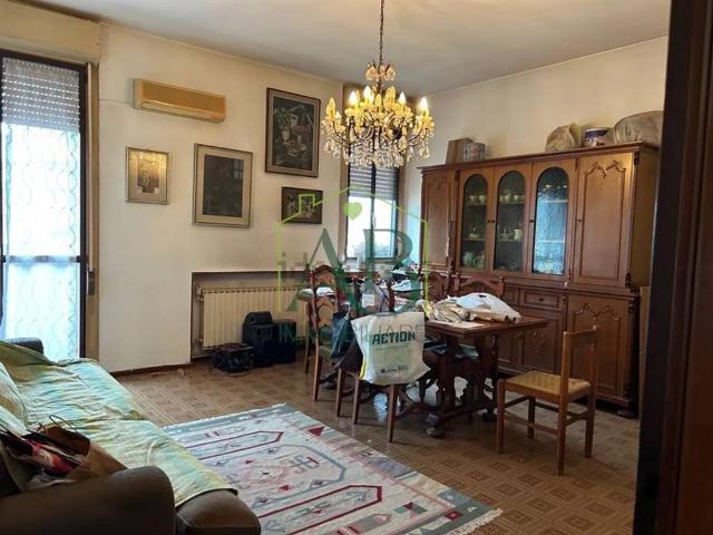 Appartamento in vendita a Ravenna, Reggio Emilia