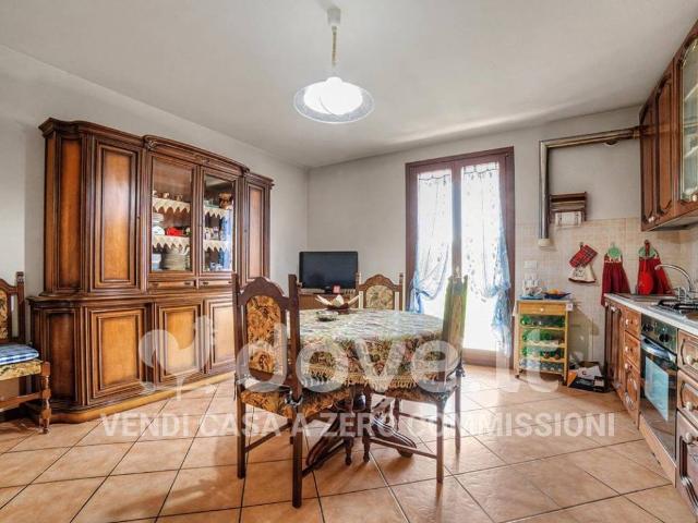 Appartamento in vendita a Ravenna, Reggio Emilia