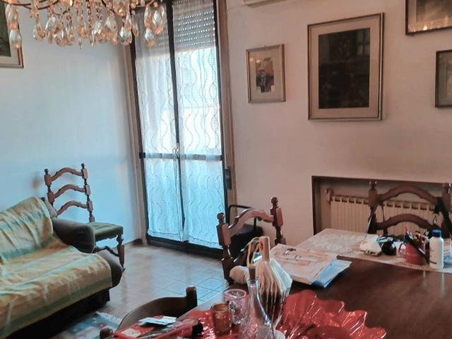 Appartamento in vendita a Ravenna, Reggio Emilia