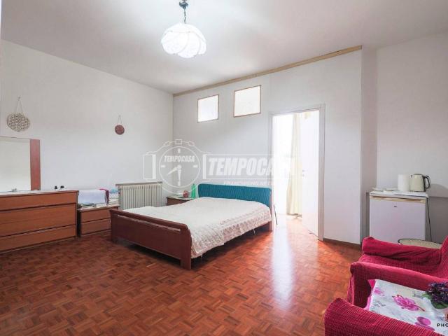 Appartamento in vendita a Ravenna, Reggio Emilia