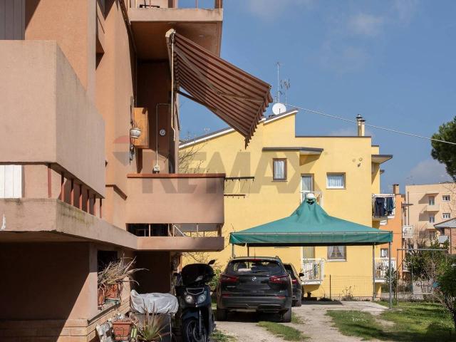 Appartamento in vendita a Porta Pesa, Marche