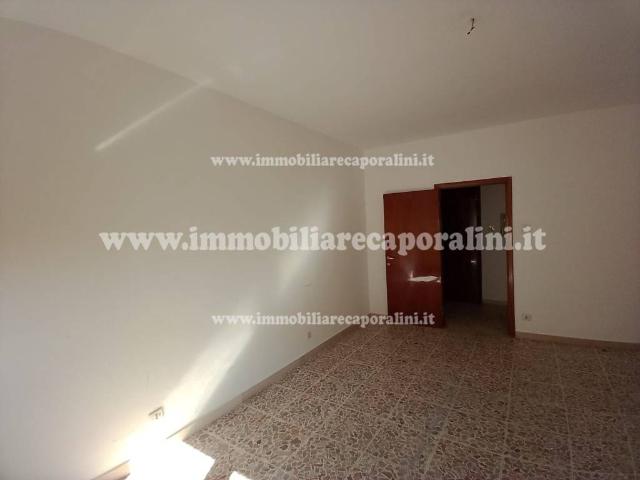 Appartamento in vendita a Porta Pesa, Marche