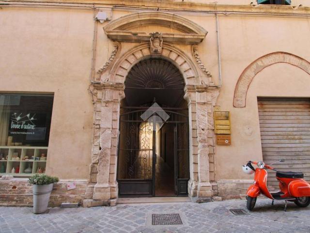 Appartamento in vendita a Castelnuovo, Marche