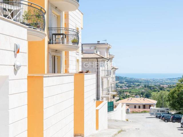 Appartamento in vendita a Porta Cerasa, Marche