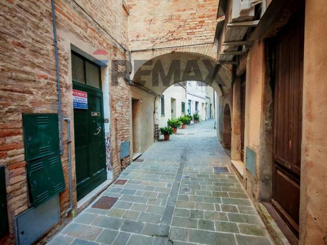 Appartamento in vendita a Castelnuovo, Marche