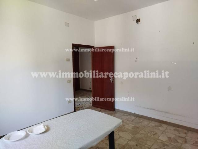 Appartamento in vendita a Porta Cerasa, Marche