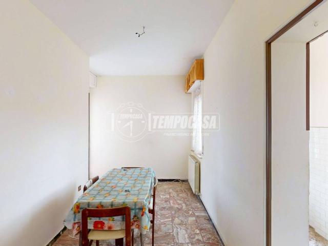 Appartamento in vendita a Porta Pesa, Marche