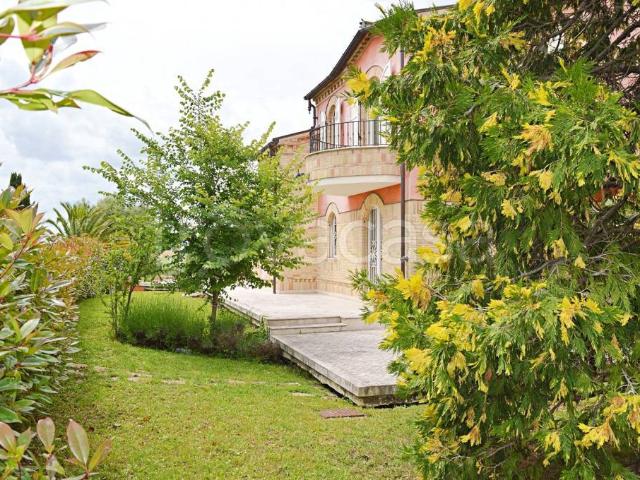 Appartamento in vendita a Marche, Macerata
