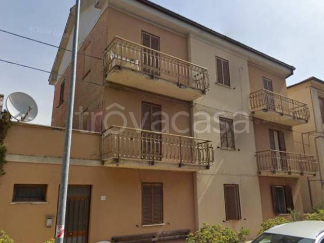 Appartamento in vendita a Porta Cerasa, Marche