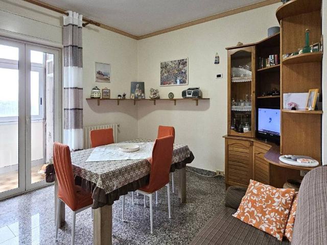 Appartamento in vendita a Regalbuto, Sicilia