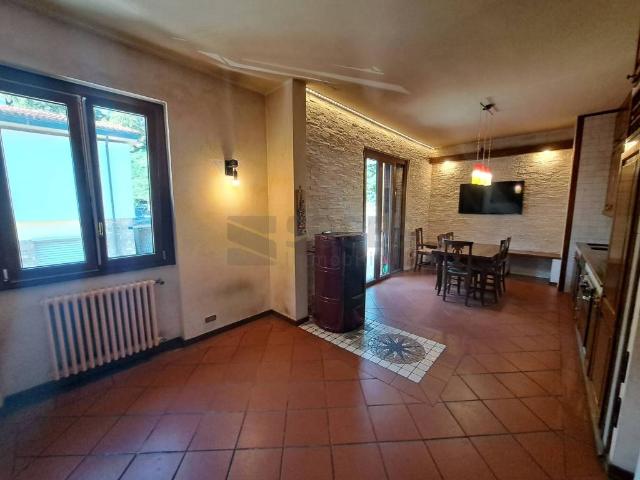 Appartamento in vendita a Tosi, Reggello