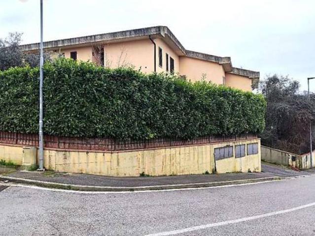 Appartamento in vendita a Unione di Comuni Valdarno e Valdisieve, Reggello