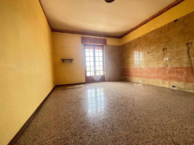 Appartamento in vendita a Calabria, Reggio Calabria