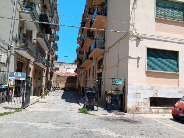 Appartamento in vendita a Calabria, Reggio Calabria
