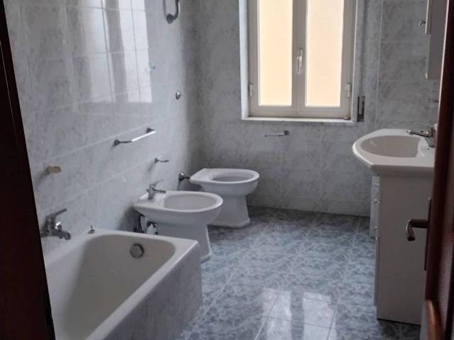 Appartamento in vendita a Calabria, Reggio Calabria
