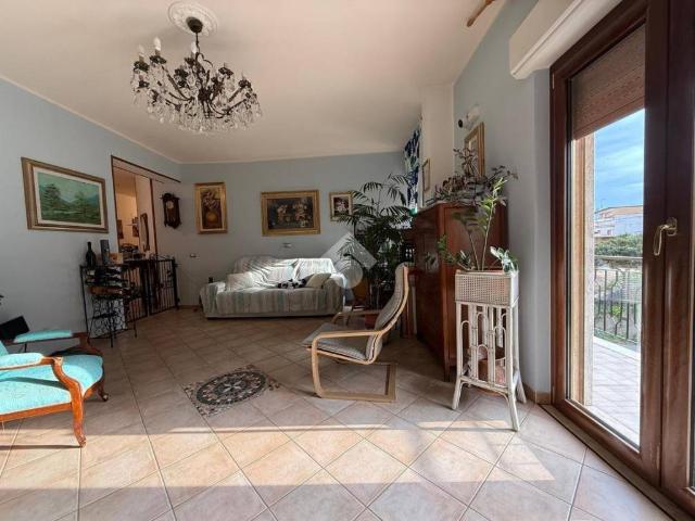Appartamento in vendita a Calabria, Reggio Calabria