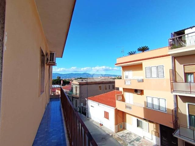 Appartamento in vendita a Calabria, Reggio Calabria