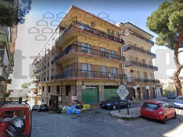 Appartamento in vendita a Calabria, Reggio Calabria