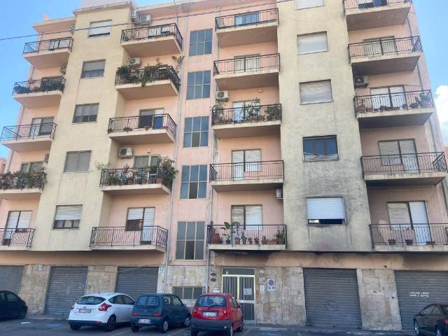 Appartamento in vendita a Calabria, Reggio Calabria