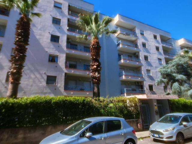Appartamento in vendita a Calabria, Reggio Calabria