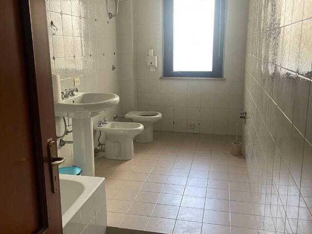 Appartamento in vendita a Calabria, Reggio Calabria