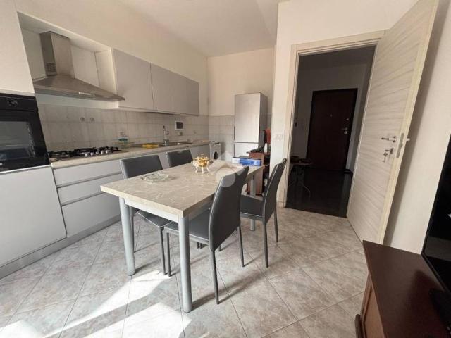 Appartamento in vendita a Calabria, Reggio Calabria