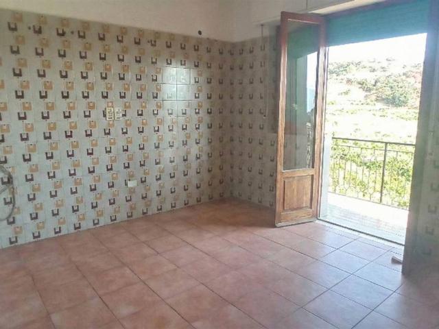 Appartamento in vendita a Calabria, Reggio Calabria