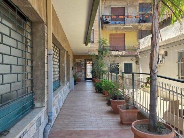 Appartamento in vendita a Calabria, Reggio Calabria