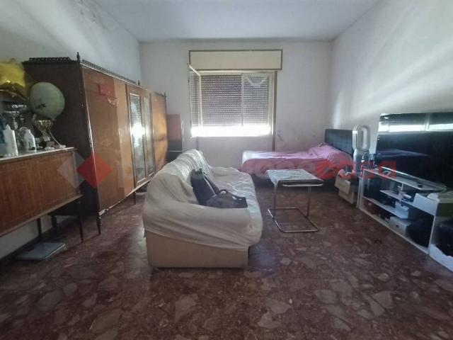 Appartamento in vendita a Calabria, Reggio Calabria