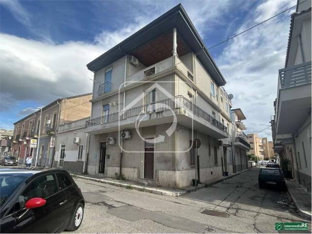 Appartamento in vendita a Calabria, Reggio Calabria