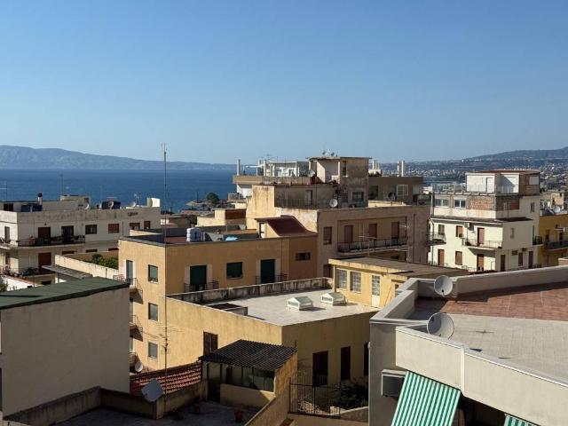 Appartamento in vendita a Calabria, Reggio Calabria