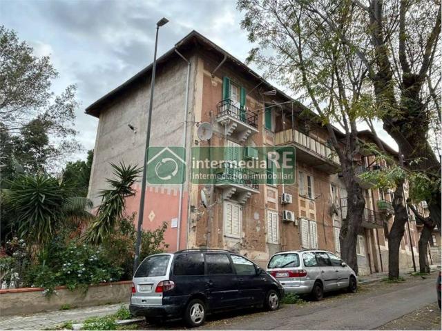 Appartamento in vendita a Calabria, Reggio Calabria