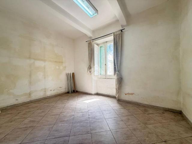 Appartamento in vendita a Calabria, Reggio Calabria