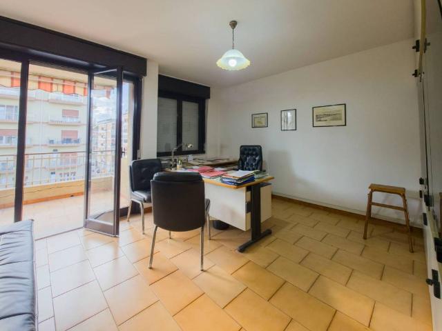 Appartamento in vendita a Calabria, Reggio Calabria
