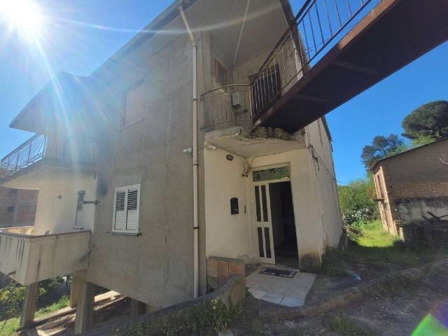 Appartamento in vendita a Calabria, Reggio Calabria