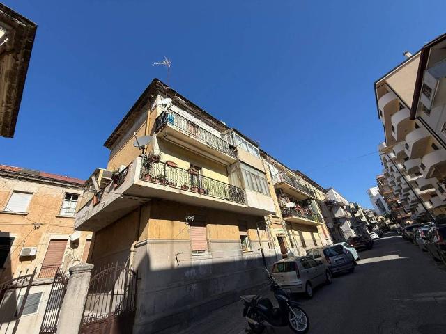Appartamento in vendita a Calabria, Reggio Calabria