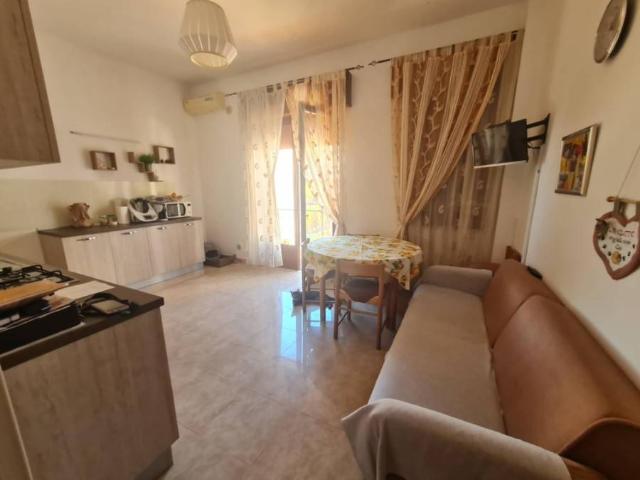 Appartamento in vendita a Calabria, Reggio Calabria