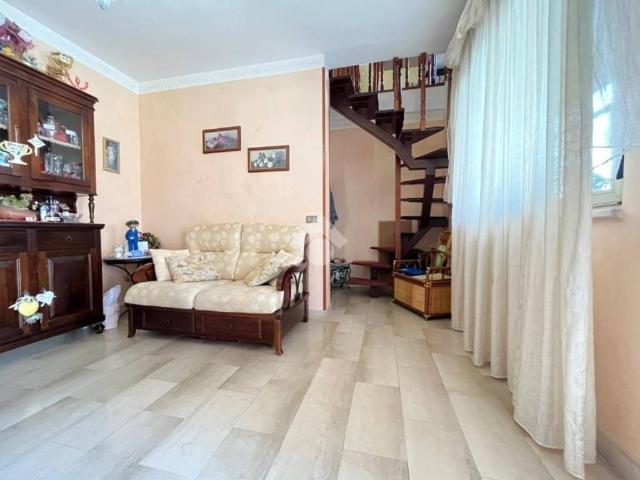 Appartamento in vendita a Calabria, Reggio Calabria