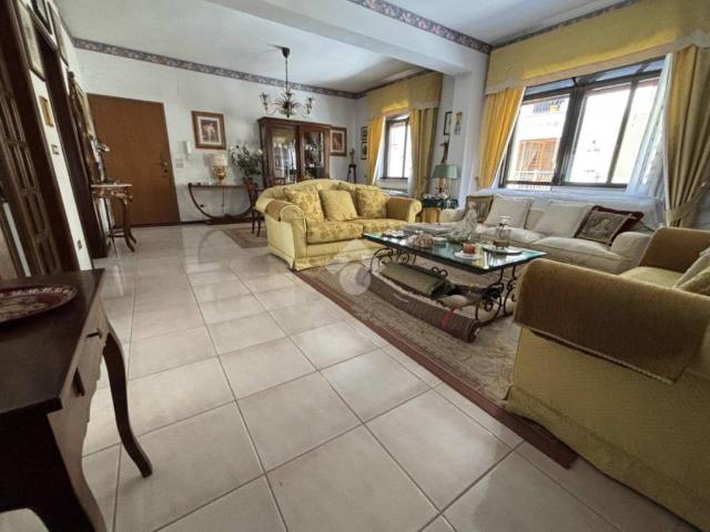 Appartamento in vendita a Calabria, Reggio Calabria
