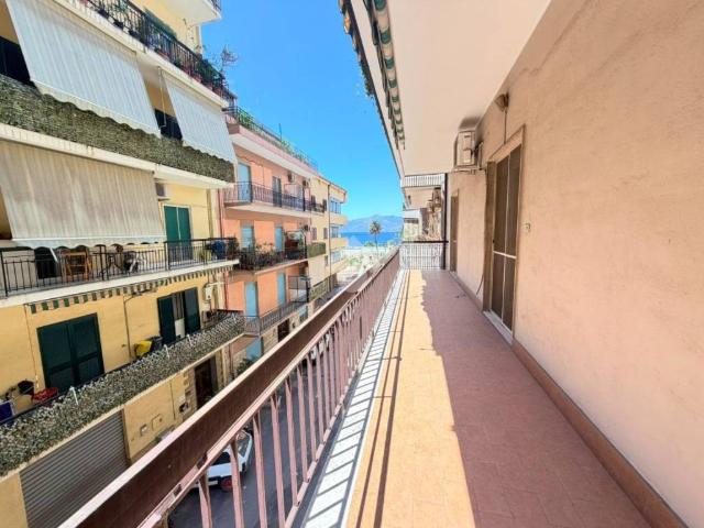 Appartamento in vendita a Calabria, Reggio Calabria