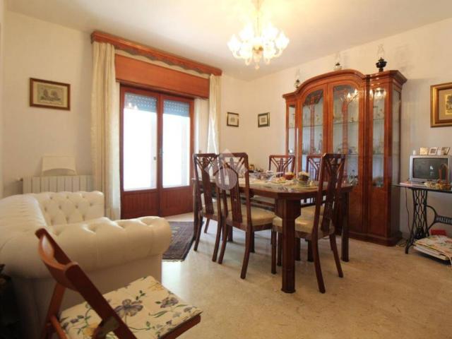 Appartamento in vendita a Calabria, Reggio Calabria