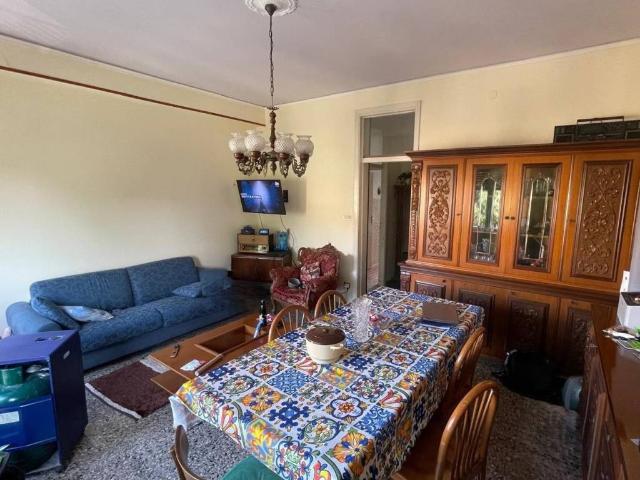 Appartamento in vendita a Calabria, Reggio Calabria