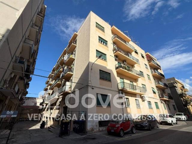 Appartamento in vendita a Calabria, Reggio Calabria