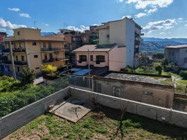 Appartamento in vendita a Calabria, Reggio Calabria