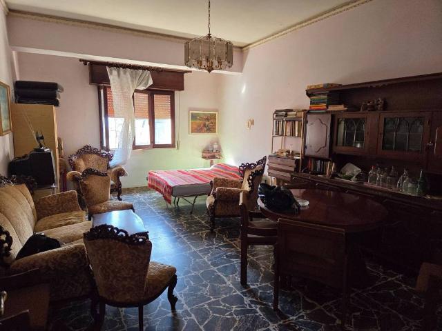 Appartamento in vendita a Calabria, Reggio Calabria