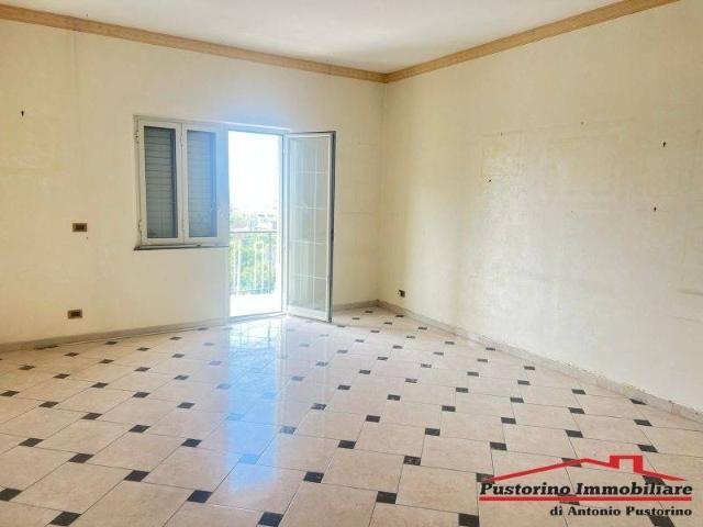 Appartamento in vendita a Calabria, Reggio Calabria