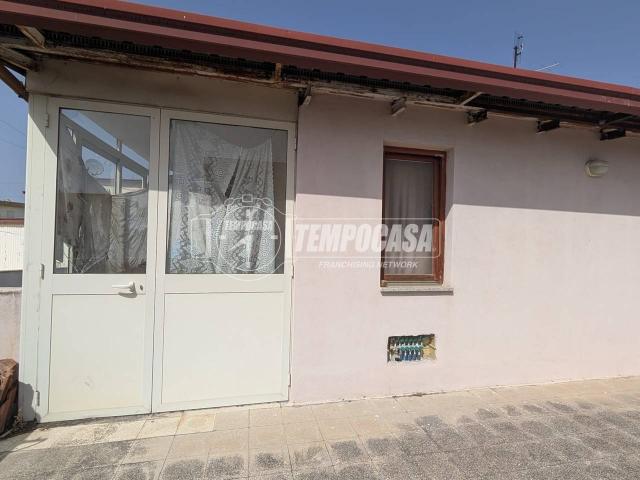 Appartamento in vendita a Saracinello, Reggio di Calabria